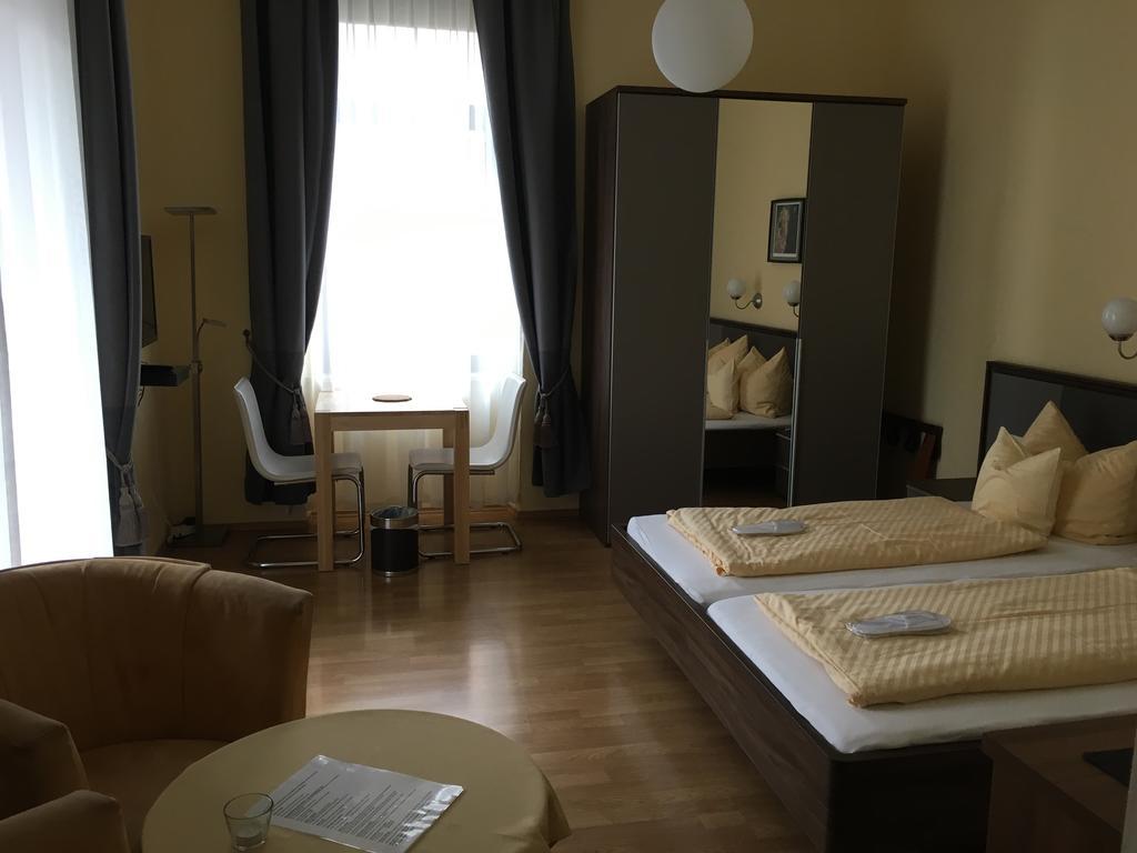 Sudrow Apartment